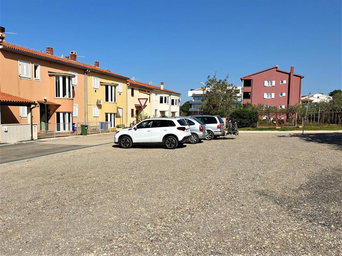 Apartments Aurora Near Beach Medulin Kültér fotó